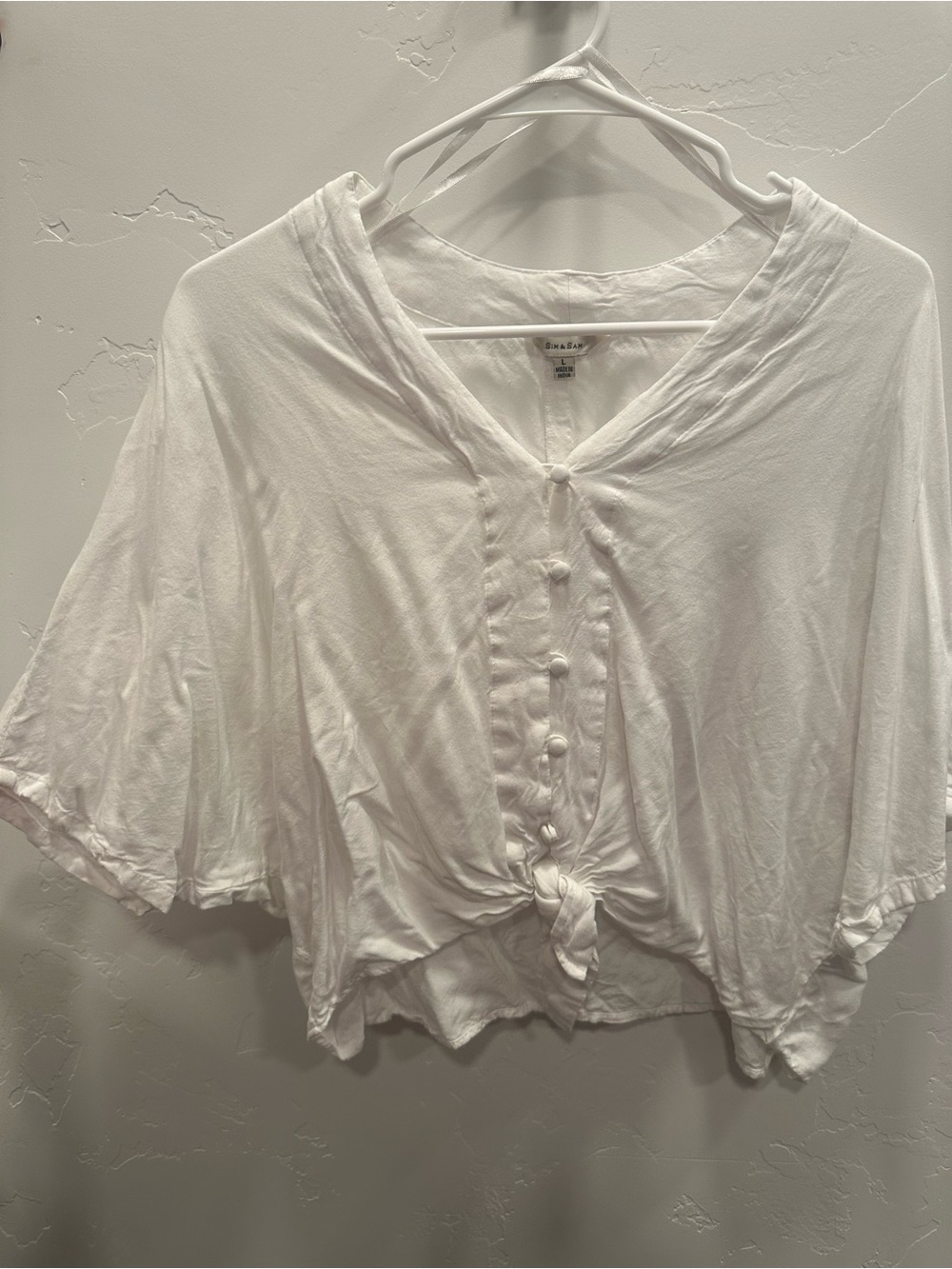 Sim and Sam- Lightweight White Button-Front Tie Hem Top - Women Size Large